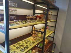 -肆兮眼镜·蔡司·徕卡战略合作店(大坪店)