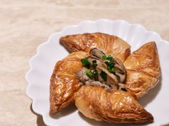 -VERIE BAKEHOUSE