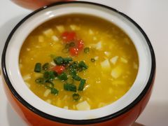 -阿瓦山寨·湘菜现炒·剁椒鱼头王(咸阳总店)