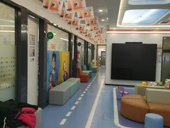 -极橙儿童齿科矫正中心(奥城店)