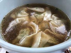 野荠菜鲜肉馄饨-南小馆(迪士尼小镇店)