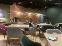 大堂-半山腰·云南菜(侨福芳草地店)