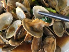 -红月湾海鲜饭店•沙滩海景(双月湾店)