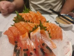 三文鱼刺身-花和寿喜烧·三文鱼自助专门店(光屿城店)
