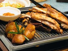 手抓孜香羊排-小厨娘淮扬菜(六合欢乐港店)