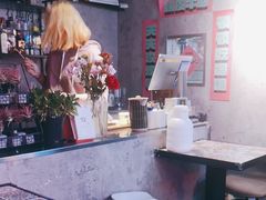 -LESCEDARS Brasserie Bistro香柏树