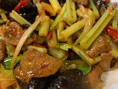 -伊兰麒兰馨园·川菜·清真馆(339电视塔店)