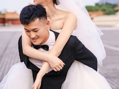 -爱度婚纱摄影(横店华夏大道店)