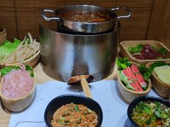 -独食火锅·半米屋台(直营总店)