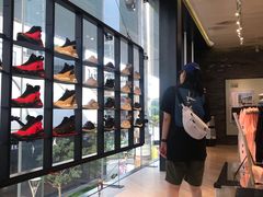 -Air Jordan(世贸天阶店)