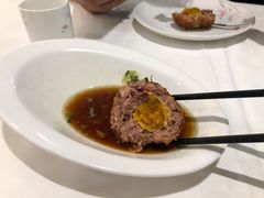 蛋黄狮子头-金春禧·鲁菜海鲜(延吉路万达店)