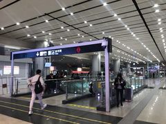 -南昌西站(地铁站)