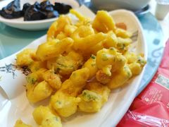 炸虾仁-添福来墨鱼饺子 · 海鲜东北菜(大连星海·黄浦路店)