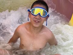 -欢乐水魔方水世界