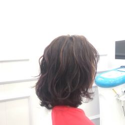 -艾米莉 烫染沙龙