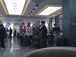 -藤野造型烫染·漂发