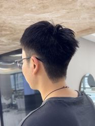-宫铭烫发染发接发店
