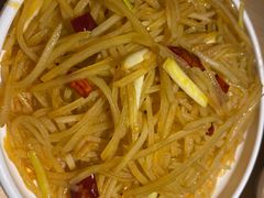 酸辣土豆丝-榆林镇筋饼(知春路店)