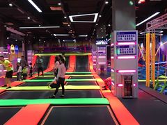 -酷跳蹦床主题公园(万胜广场店)