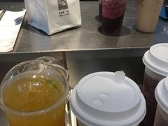 -喜茶(北京华贸购物中心店)