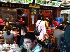 大堂-谢老五跷脚牛肉·非遗传承店