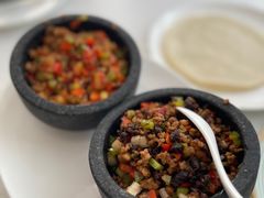 黑红三剁双拼-蝴蝶泉宾馆-中餐厅