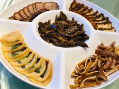 熏酱合盘-可达酒店