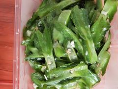 -小辣妹川味海鲜加工店(第一市场椰风巷店)