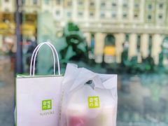 -奈雪的茶(百盛店)