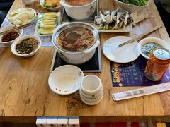 -珍巴奴毛肚牛肉小火锅(四惠店)