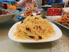 酸辣土豆丝-嘉厨小馆(宜山路店)