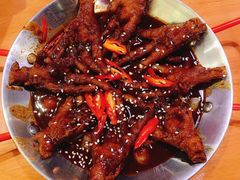 -肥肥虾庄·金牌油焖大虾(杨园滨江时代walk店)