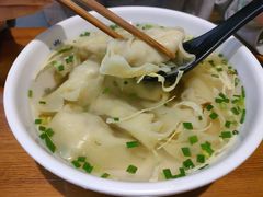 传统鲜肉馄饨-周素珍湖州大馄饨(直戒坛寺巷店)