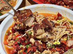 -川堂风·跷脚牛肉·乐山爆炒(宝山日月光店)