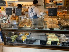 面包甜点陈列柜-仙峰天然面包(迎宾路店)