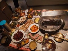 -草家酱蟹炭火烤肉店(珲春南路一店)