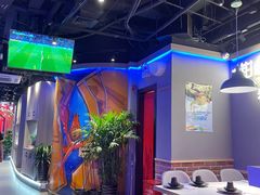 大堂-钳小柒·小龙虾蓝龙王烧烤夜宵(长寿路店)