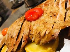 碳烤猪颈肉-小大董·烤鸭(凤凰汇店)