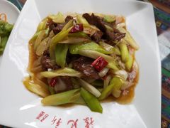 -阿拉轩豫见新疆主题餐厅