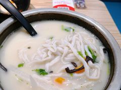 石锅孖宝-渔米丰·广府鱼汤米线(光明广场店)