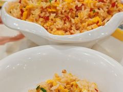 -凤凰路何眼镜香辣蟹(花果园店)