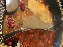 -小志家.鲜牦牛肉牛杂火锅野生菌汤锅