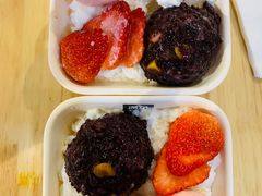 雪顶草莓-满记甜品(王府井北京市百货大楼店)