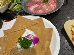 -宽板凳老灶火锅(台湾街店)