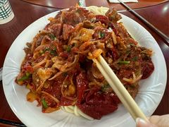 辣皮子肉拌面-托克逊老四号餐厅