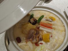-三人行骨头王火锅(长寿店)