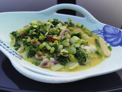 手捏菜蘑菇炒时笋-湘湖大院(越王路店)