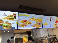 -麦当劳(田林好又多店)