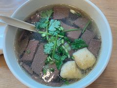 -佬钱湾仔(衣裳街店)