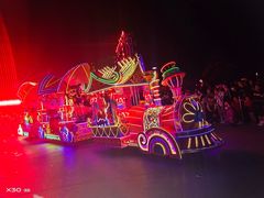 -七彩云南欢乐世界